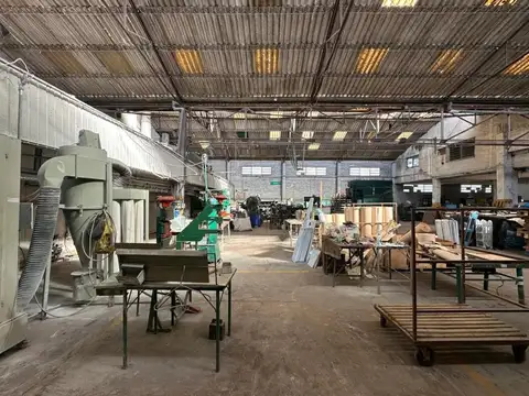 Galpon en Alquiler en Quilmes Oeste, $ 7.500.000