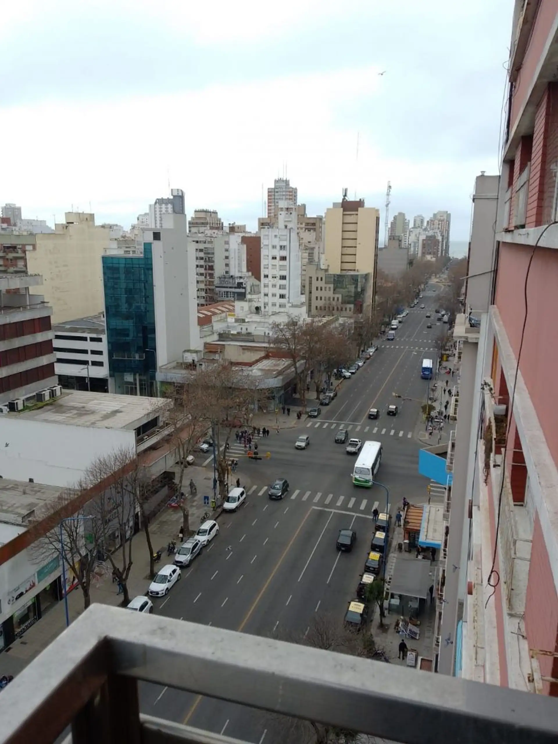 Departamento 4 amb, 175m² con 3 dorm y 5 baños — Centro