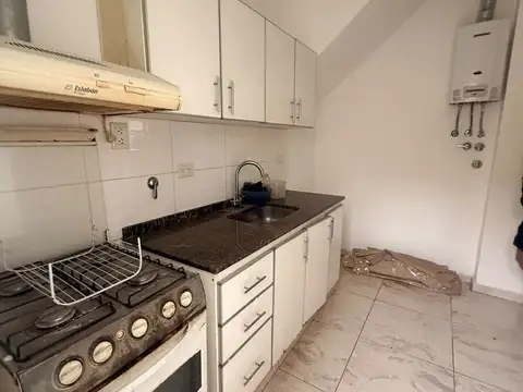 Depto Tipo Casa en Alquiler de 3 ambientes
