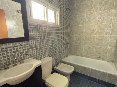 Departamento Av. Lavalle 243 piso 6  A con cochera