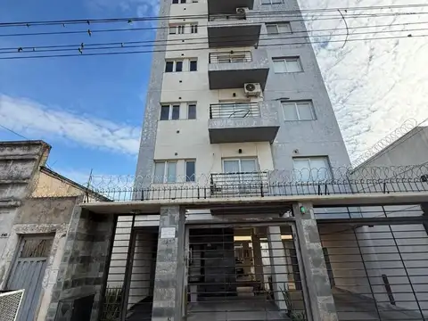 Departamento Av. Lavalle 243 piso 6  A