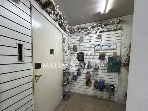 Local en Alquiler 80 años