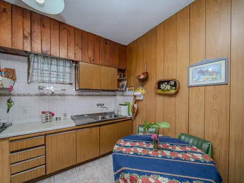 VENTA CASA 3 AMB LOTE PROPIO L HERMOSA PERMUTA