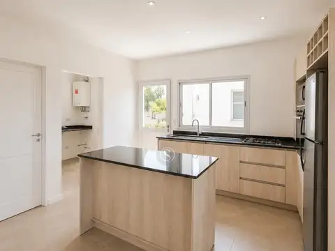 Casa en Venta 1 año