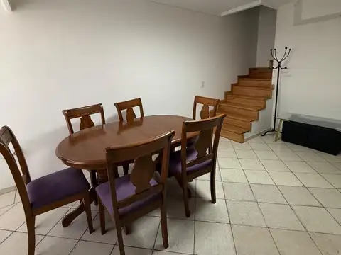 VENTA DUPLEX CUATRO AMB./COCHERA EN DEVOTO