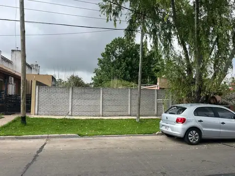 Terreno en Venta en Campana, USD 68.000