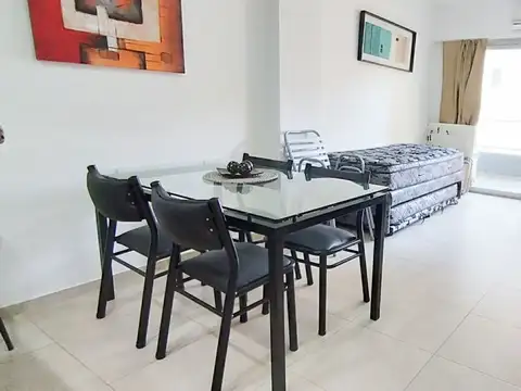 Av Costanera 700, Piso PB