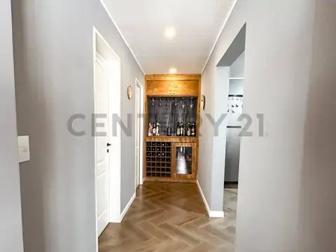 Casa 5 ambientes con 3 baños