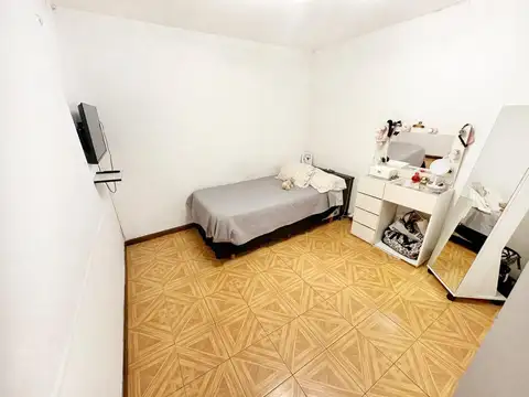 Depto Tipo Casa en Venta en Lomas de Zamora, USD 59.000