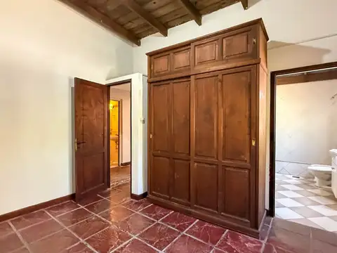 Tres cerritos. Las Rosas 100
