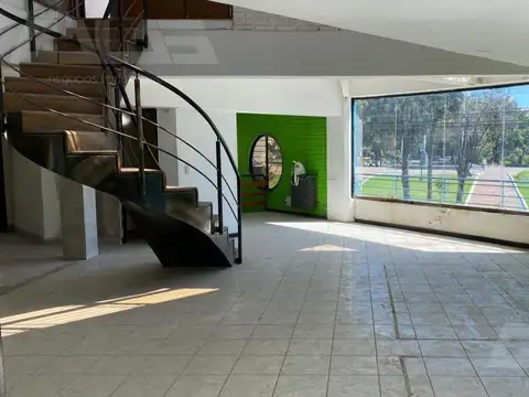Zufriategui al 800