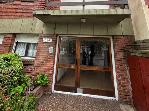 Venta Depto en Duplex 4 amb. con Balcón, Terraza y Parrilla. Villa Primera 