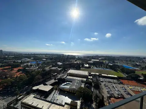 Departamento 4 ambientes con 3 baños