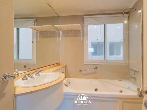 Departamento 4 ambientes con 3 baños