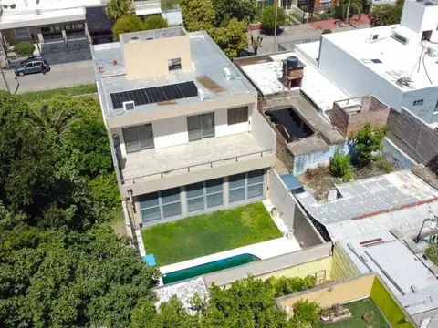 VENTA CASA PREMIUM 3 DORM.PILETA PARQUE LICEO 1ª