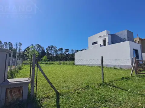 LDO. Venta Lote 300m2 Barrio Las Lomadas. Capilla del Señor