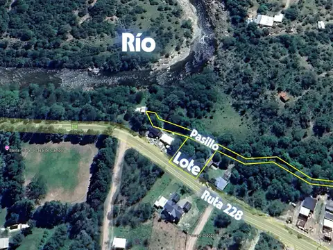 VENTA. LOTE CON BAJADA AL RÍO. SOBRE RUTA Nº228. B° Santa monica. Calamuchita (Cód. 2139)
