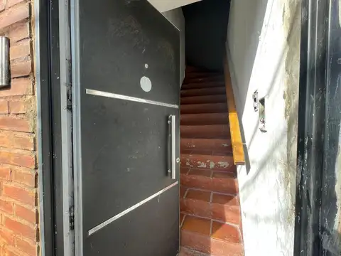 Depto Tipo Casa en Venta en Jose Leon Suarez, USD 69.900