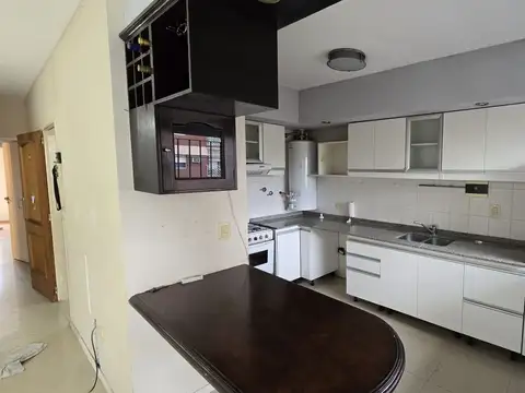 Departamento 3 ambientes con 2 baños