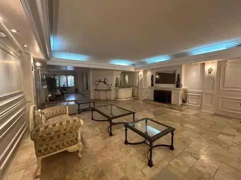 Casa 5 ambientes con 4 baños