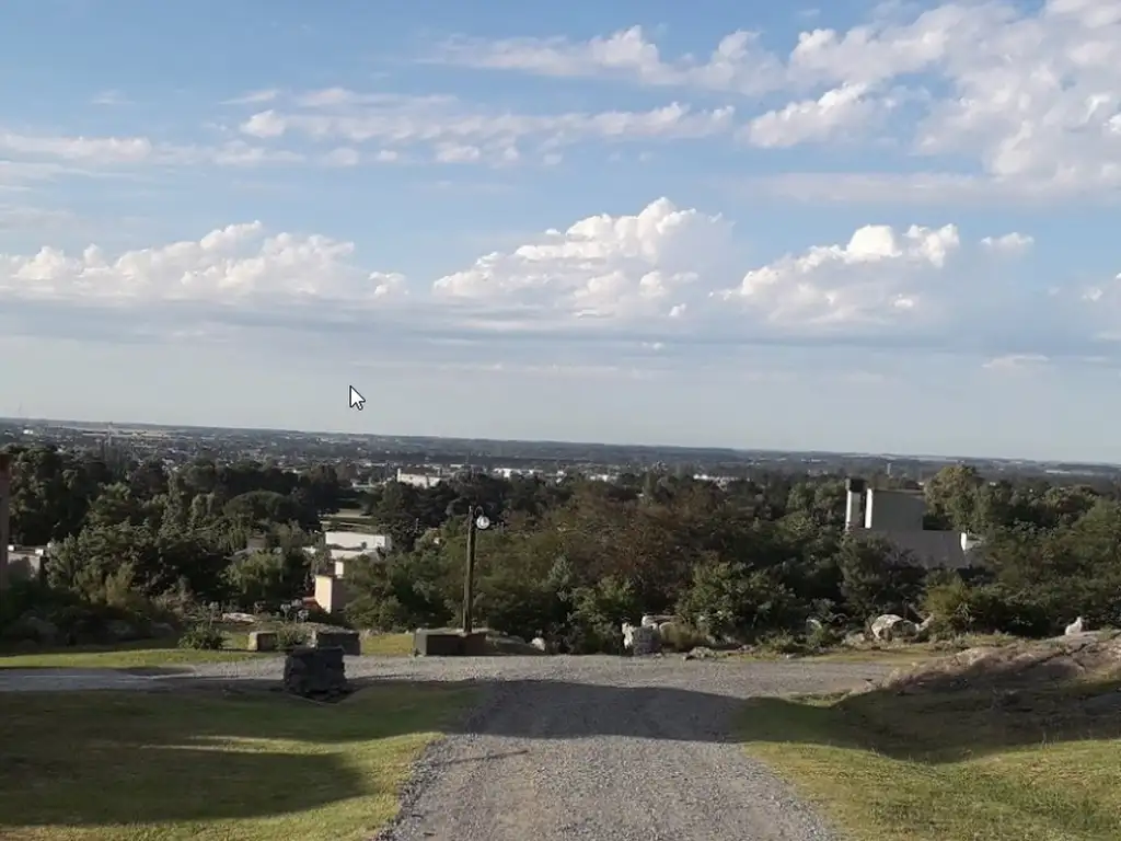 Áreas comunes piscina, club-house en Country Sierras Del Tandil