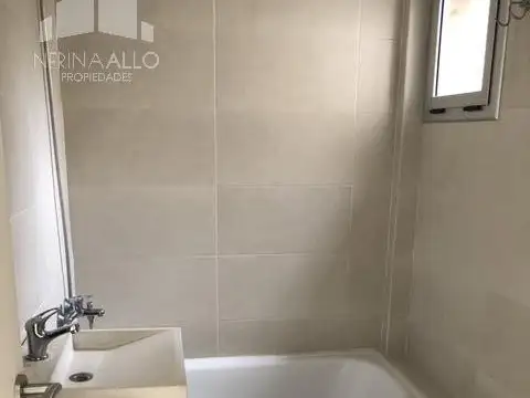 Departamento en Venta con 3 cocheras