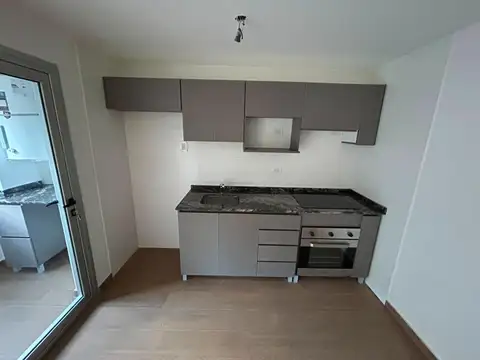 Departamento en Venta en Parque Chacabuco, USD 73.000