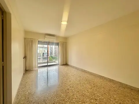 Caballito-Departamento en venta de  cuatro ambientes