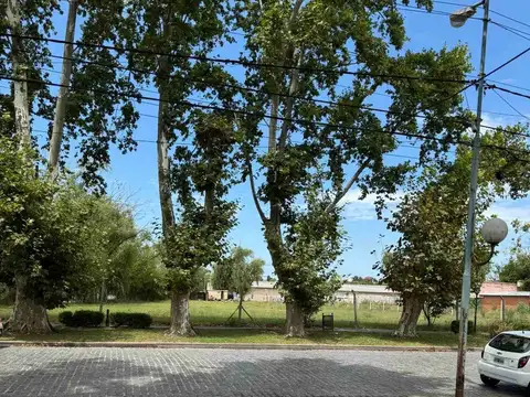 VENTA LOTE EMPRENDIMIENTO FRENTE AL RIO EN ZARATE