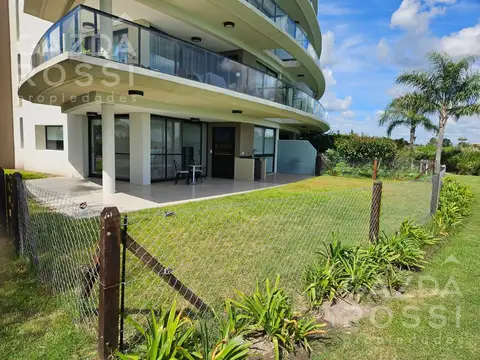 Espectacular departamento 4 ambientes en PB en Terralagos, Canning