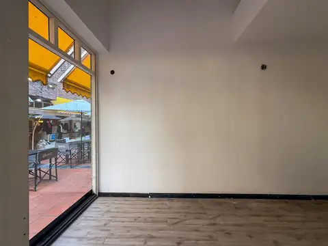 Local en Alquiler 39 años