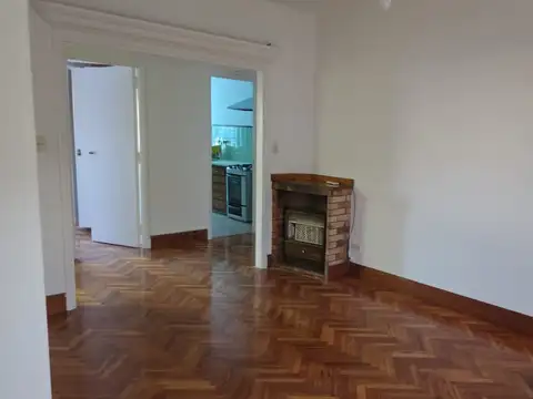 Depto Tipo Casa en Alquiler de 2 dormitorios