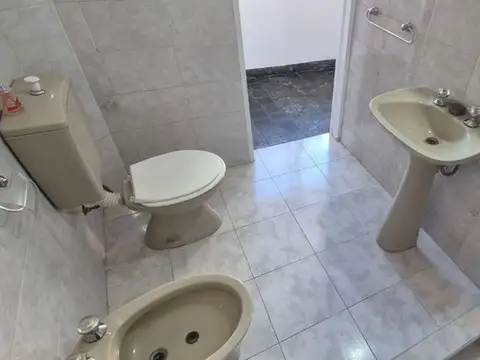 Depto Tipo Casa en Alquiler de 2 dormitorios