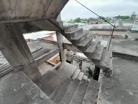 VENTA DE EDIFICIO EN SAN VICENTE  A TEMINAR