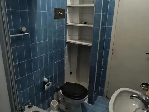 Depto Tipo Casa 5 ambientes con 2 baños