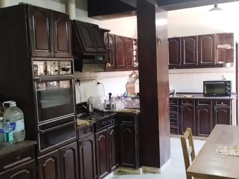 Sarmiento  223 -V. Angela-chaco