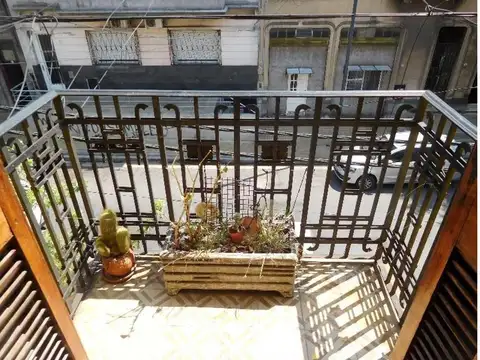 LOCAL COMERCIAL +PH RECICLADO .SOBRE LOTE 17 X 23 ( 390 M2)