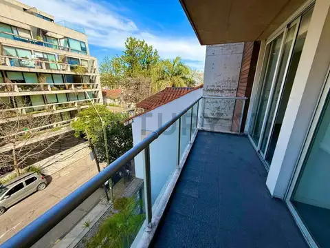 Venta departamento 2 ambientes castelar centro balcon
