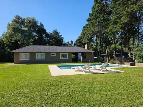 Quinta en Alquiler Temporal con 2 cocheras