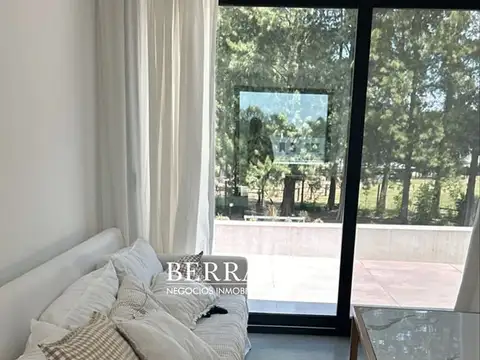 Casa Alquiler Temporario 3 Dormitorios Lote de 1000 m2 La Calesa, Pilará, Pilar