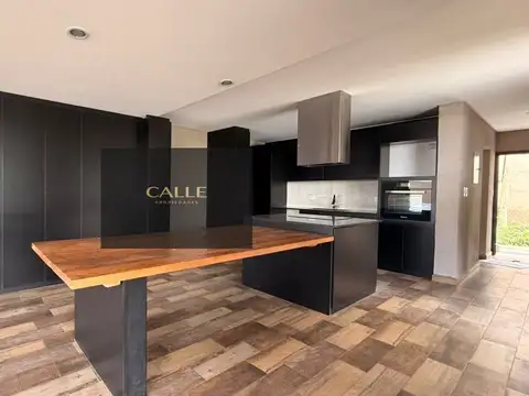 Casa en Alquiler 3 años