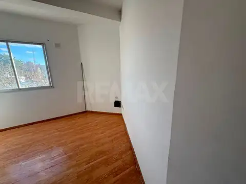 Departamento en Alquiler en Cipolletti, $ 1.000.000