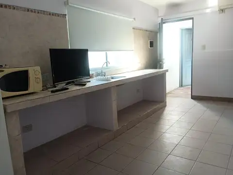 DEPARTAMENTOS AMOBLADOS en ALSINA 400