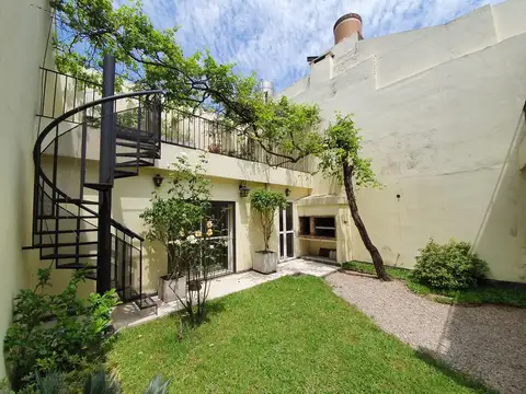 Ortega 900 Casa 4 Ambientes con Jardín   Quincho  Parrilla Caballito Alquiler