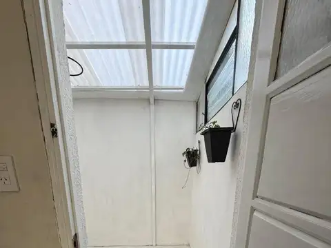 Depto Tipo Casa 2 ambientes con 1 baño
