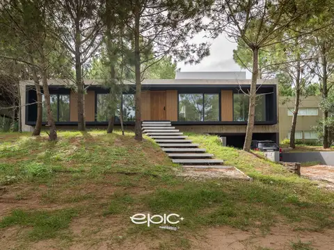 Venta Casa en Residencial II Costa Esmeralda