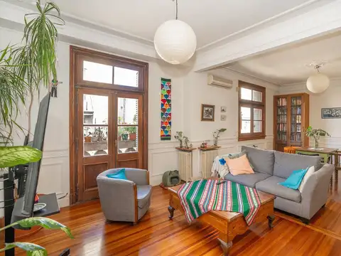 VENTA MONTSERRAT BAJO PRECIO A NUEVO LUZ Y SOL