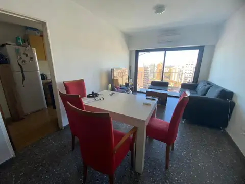 Departamento 2 ambientes en venta en  Quilmes Centro