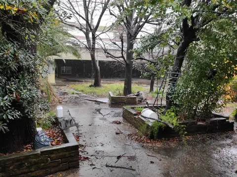 Local en Venta Via Pública