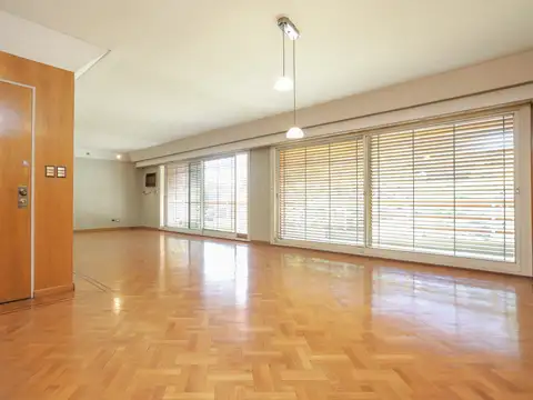 Departamento en Venta de 4 dormitorios